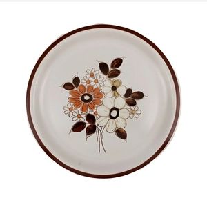 VINTAGE The Woodhaven Collection Pleasant Grove 20 Piece Plate Set